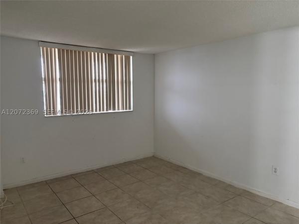 Plaza Of Westland, 4675 W 18th Ct #904, Hialeah, Florida 33012, image 2