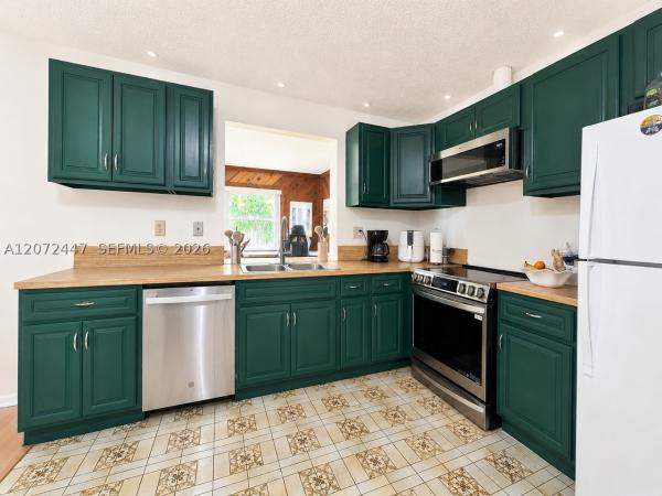 Burnham Woods, 2001 SW 87th Ave, North Lauderdale, Florida 33068, image 2
