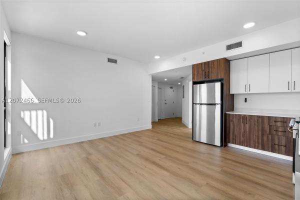 2479 NE 192nd St #105, Unincorporated Dade County, Florida 33180, image 3