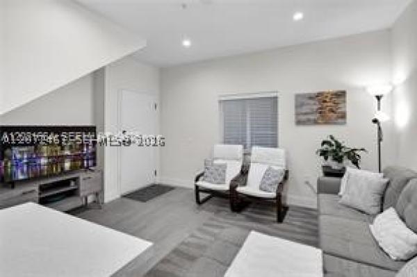 Shenandoah, 1786 SW 9th St #1, Miami, Florida 33135, image 3