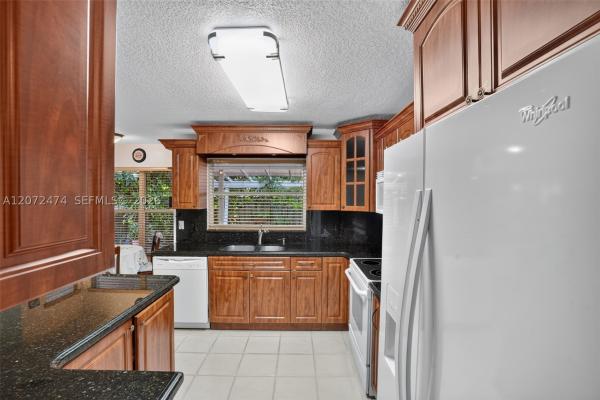 Coconut Cove At Silver Lakes, 18253 SW 5th St, Pembroke Pines, Florida 33029, image 3