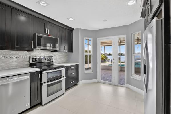 Keystone Lake, 19156 NW 24th Ct, Pembroke Pines, Florida 33029, image 3