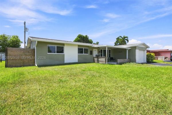 Boulevard Heights, 7640 NW 8th St, Pembroke Pines, Florida 33024, image 3