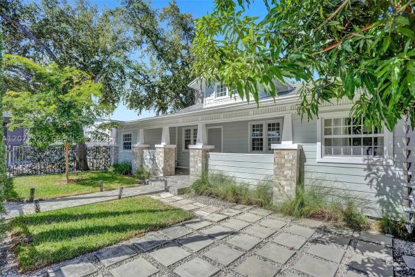 Baywood, 421 NE 70th St, Miami, Florida 33138, image 2