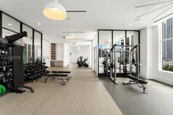 Edgewater Collective 1, 2000 Biscayne Blvd #2615, Miami, Florida 33137, image 2