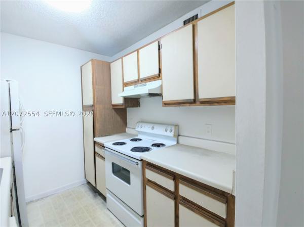 Palm-Aire Gardens, 4241 W Mcnab Rd #27, Pompano Beach, Florida 33069, image 3