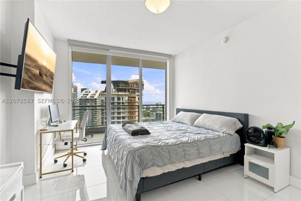 Mint At Riverfront, 92 SW 3rd St #4904, Miami, Florida 33130, image 3