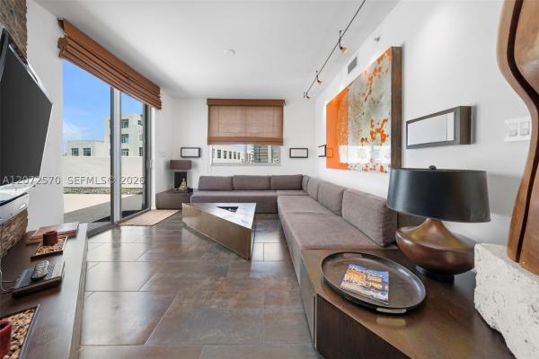 The Cosmopolitan Residences On South Beach, 110 Washington Ave #1709, Miami Beach, Florida 33139, image 2