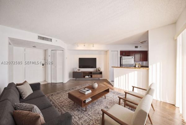 Paragon Plantation, 771 N Pine Island Rd #205, Plantation, Florida 33324, image 1