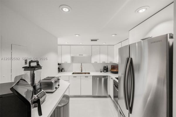 The Floridian, 650 West Ave #709, Miami Beach, Florida 33139, image 2