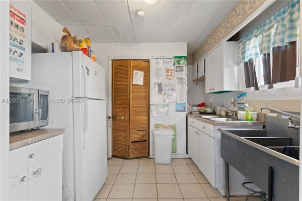 Rainbow Park, 1781 NW 152nd Ter, Miami Gardens, Florida 33054, image 1