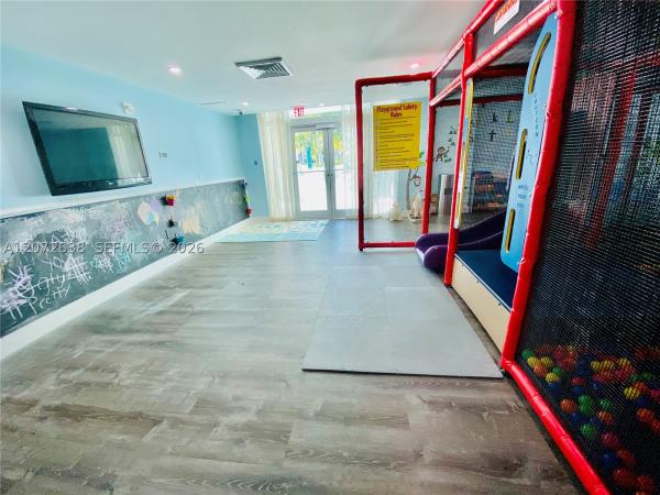The Plaza On Brickell East, 950 Brickell Bay Dr #3709, Miami, Florida 33131, image 2