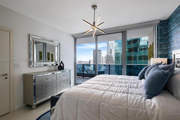 Epic Hotel & Residences, 200 Biscayne Boulevard Way #3311, Miami, Florida 33131, image 1