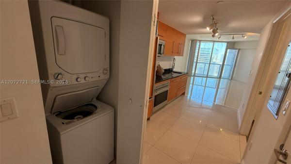 Icon Brickell Tower 1, 475 Brickell Ave #4408, Miami, Florida 33131, image 1