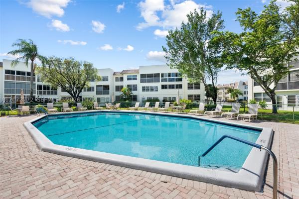 Royal Park Gardens 3, 6890 Royal Palm Blvd #211H, Margate, Florida 33063, image 2
