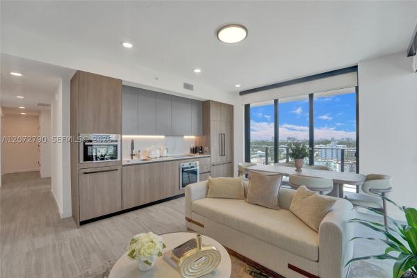 72 Park, 580 72nd St #1012, Miami Beach, Florida 33141, image 2