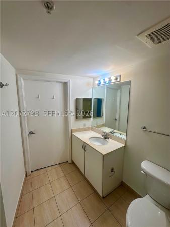 Opera Tower, 1750 N Bayshore Dr #2406, Miami, Florida 33132, image 1