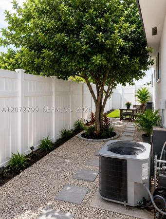 Hollywood Hills, 4118 N Circle Dr, Hollywood, Florida 33021, image 3