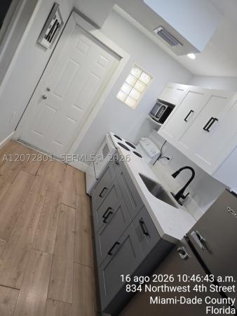 843 NW 3rd St #B, Miami, Florida 33128, image 2