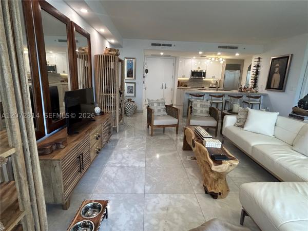 Carbonell, 901 Brickell Key Blvd #702, Miami, Florida 33131, image 2