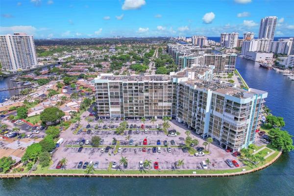 Towers Of Oceanview Point, 200 Leslie Dr #818, Hallandale Beach, Florida 33009, image 3