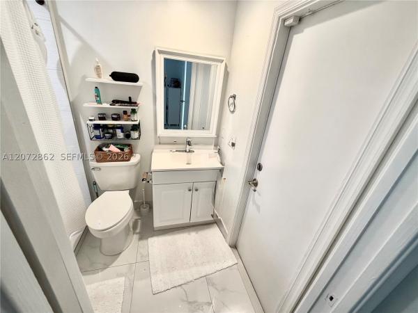 The Pointe At Pembroke Isles, 16747 NW 10th St, Pembroke Pines, Florida 33028, image 3