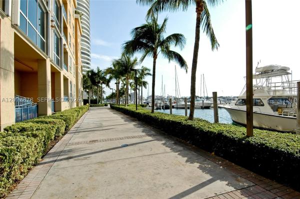 Yacht Club At Portofino, 90 Alton Rd #2608, Miami Beach, Florida 33139, image 3