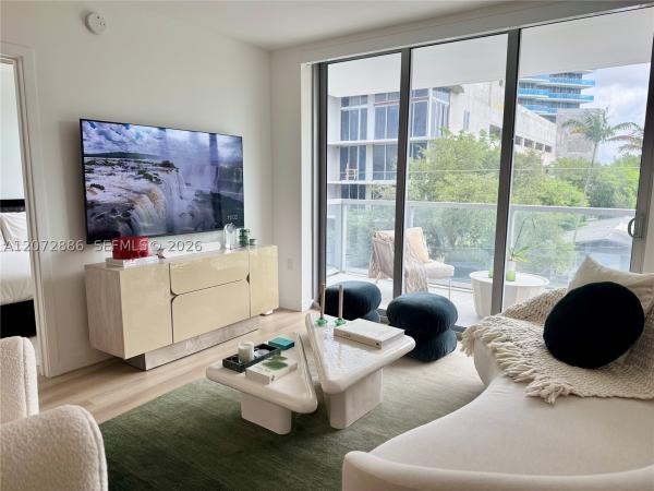 The Highlands, 13800 Highland Dr #307, North Miami Beach, Florida 33181, image 1