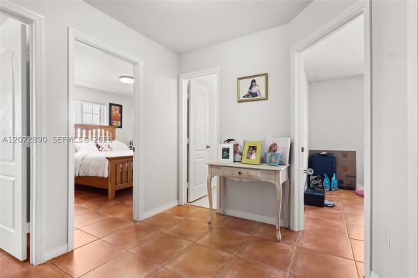 15867 SW 44th St, Unincorporated Dade County, Florida 33185, image 2