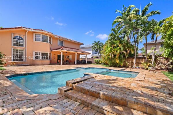 15867 SW 44th St, Unincorporated Dade County, Florida 33185, image 3
