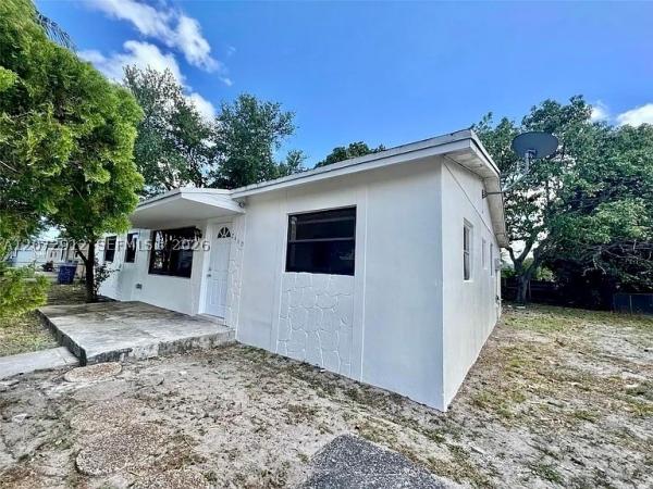 Entin Estates, 2460 NW 179th St, Miami Gardens, Florida 33056, image 1