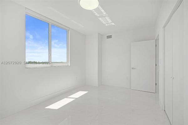 Venture At Aventura West, 2775 NE 187th St #514, Aventura, Florida 33180, image 2