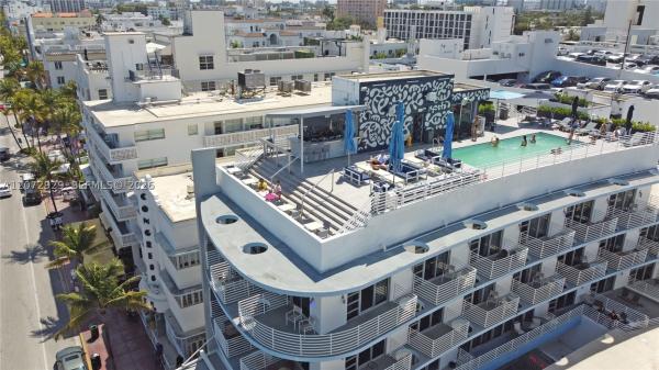 The Strand On Ocean Drive, 1036 Ocean Dr #B202, Miami Beach, Florida 33139, image 3