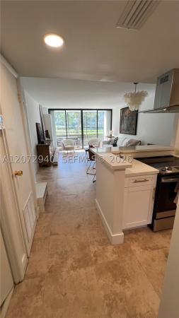 Biscaya, 20500 W Country Club Dr #117, Aventura, Florida 33180, image 2