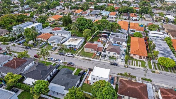 Grapeland, 2364 SW 14th St, Miami, Florida 33145, image 2