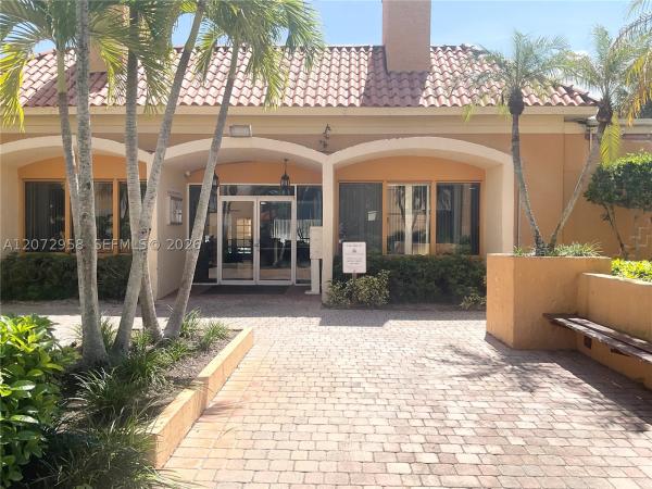 Venetian Gardens At Country Club Of Miami, 17901 NW 68th Ave #T-207, Hialeah, Florida 33015, image 3