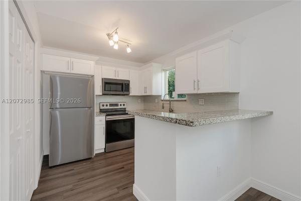 Monterey At Malibu Bay, 3390 NE 10th St #201, Homestead, Florida 33033, image 3