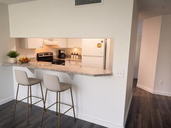 Pinehurst Club, 420 S Park Rd #2-309, Hollywood, Florida 33021, image 3