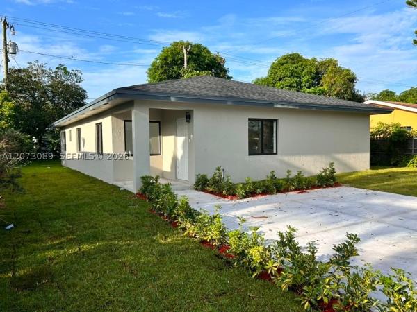 2960 NW 93rd St, Unincorporated Dade County, Florida 33147, image 2
