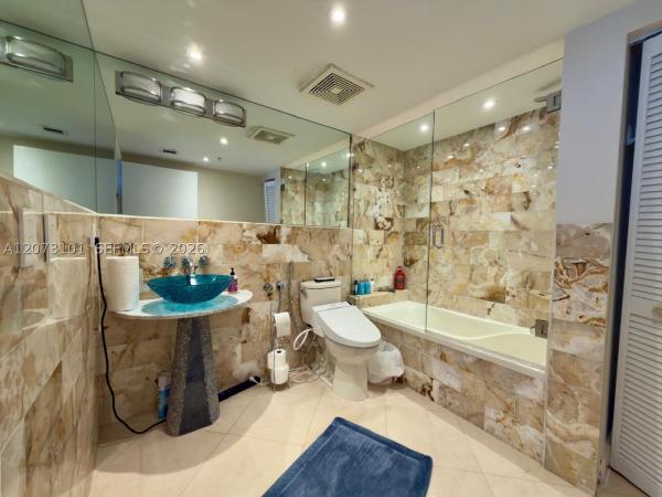 La Perla, 16699 Collins Ave #3609, Sunny Isles Beach, Florida 33160, image 1