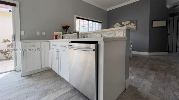 Monterey Lakes, 9000 SW 215th Ter, Cutler Bay, Florida 33189, image 3