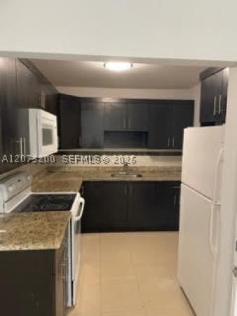 Fulford By The Sea, 1985 NE 168th St #7, North Miami Beach, Florida 33162, image 3