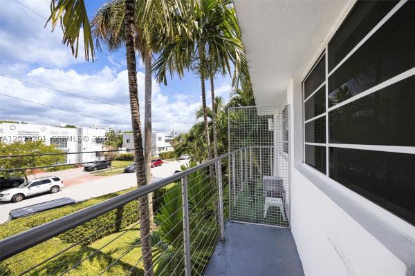 The Waterclub, 3915 N Meridian Ave #201, Miami Beach, Florida 33140, image 1