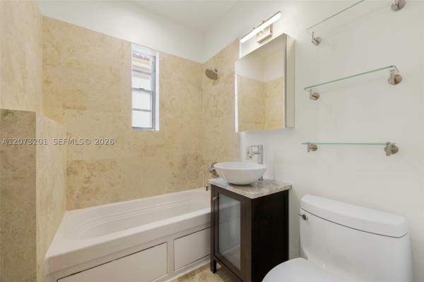 The Waterclub, 3915 N Meridian Ave #201, Miami Beach, Florida 33140, image 3