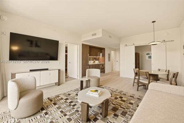 1611 Sw 2nd Ave #301, Miami, Florida 33129, image 2