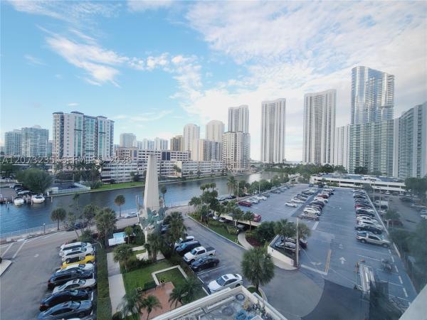 Arlen House Central, 300 Bayview Dr #603, Sunny Isles Beach, Florida 33160, image 1