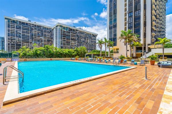 Brickell Place, 1901 Brickell Ave #B1411, Miami, Florida 33129, image 2