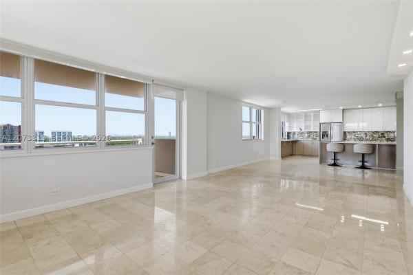 Winston Towers 100, 250 174th St #2004, Sunny Isles Beach, Florida 33160, image 3
