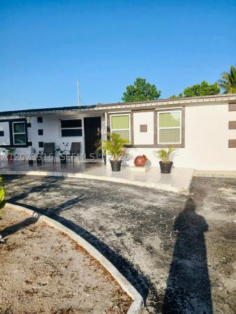 4400 SW 112th Pl, Unincorporated Dade County, Florida 33165, image 2