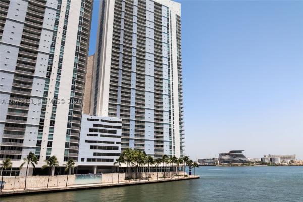 One Miami East, 335 S Biscayne Blvd #2805, Miami, Florida 33131, image 2